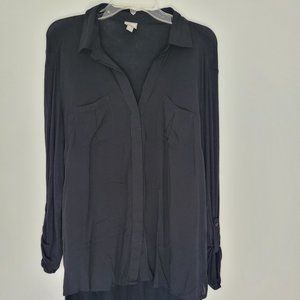 Converse, L, black blouse